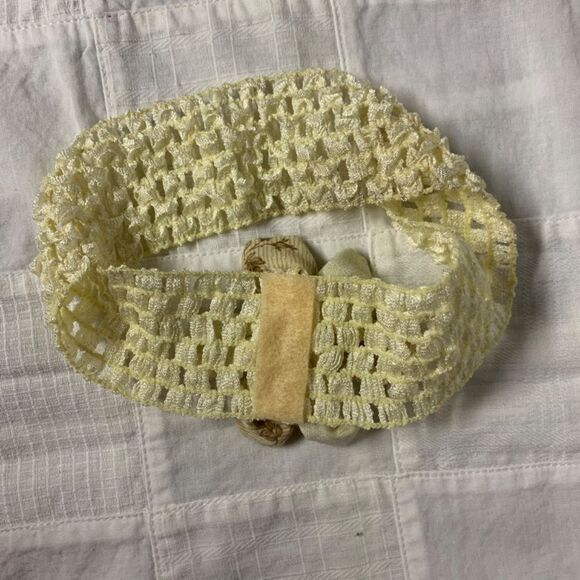 Handmade Infant Headband Cream Band Beige Flower Center Size 0-3 Months B262 - Picture 5 of 8